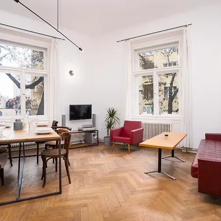 Days - Family-friendly With Netflix In Quiet Vinohrady Διαμέρισμα *