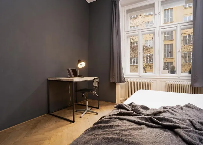 Days - Family-friendly With Netflix In Quiet Vinohrady Apartament