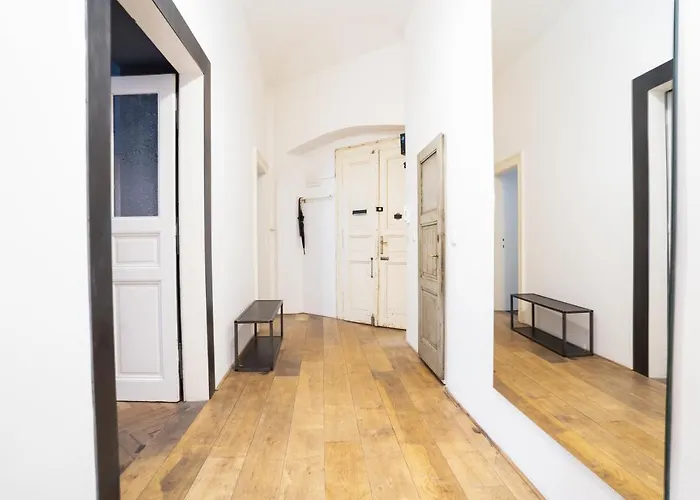 Days - Family-friendly With Netflix In Quiet Vinohrady Apartament *